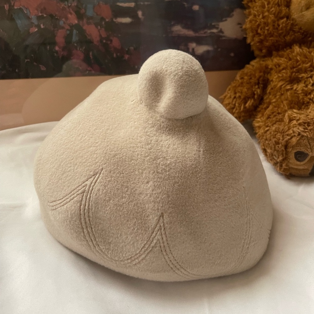 Vintage Anita pineault hat